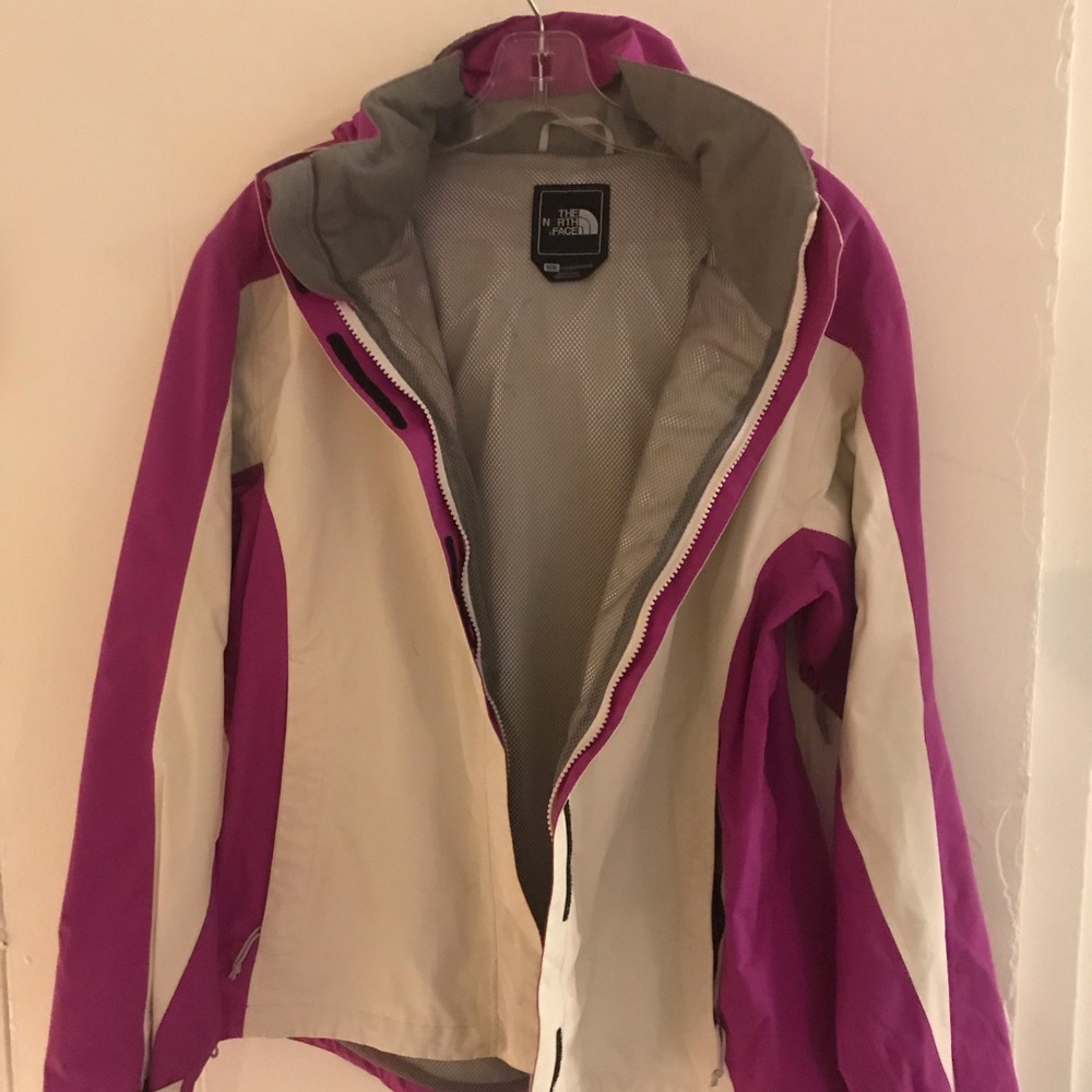 Women’s medium Northface outer shell Jacket